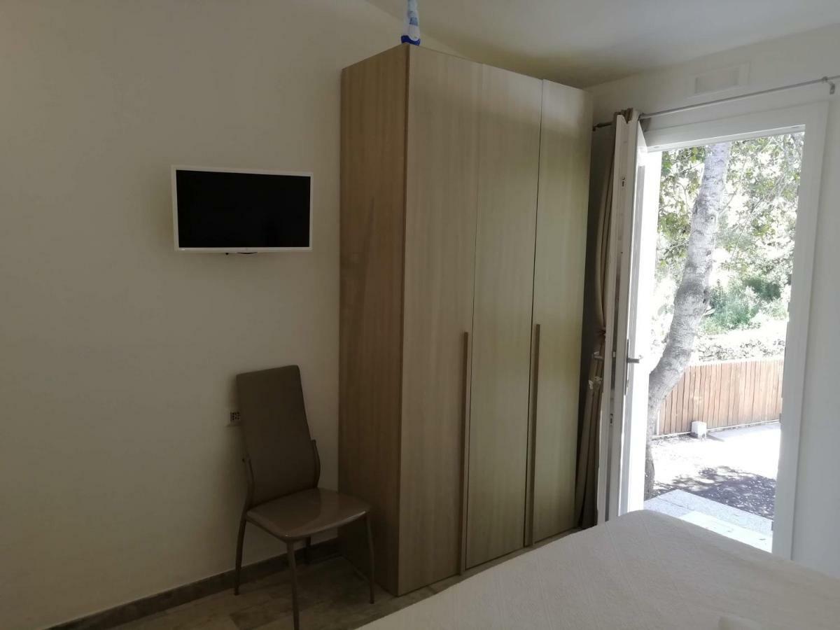 In Campagna Da Nino Hotel Olbia Exterior photo